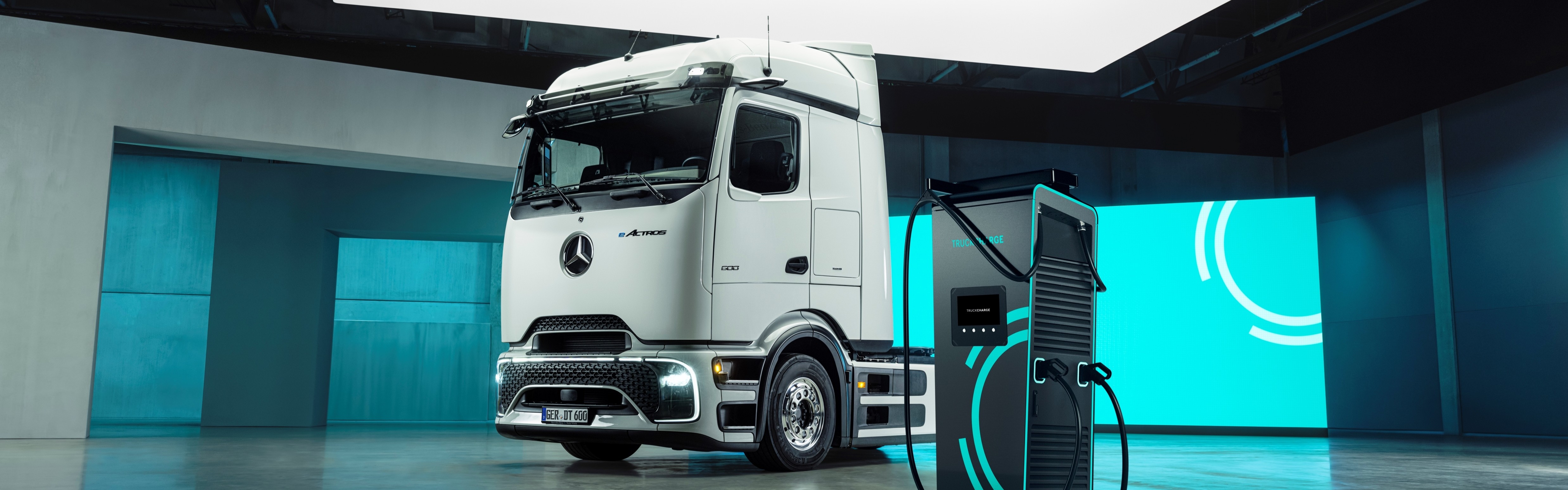 eActros 600