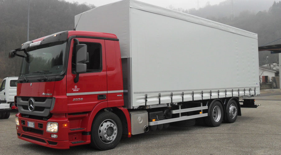 Mercedes-Benz New Actros scarrabile centinato